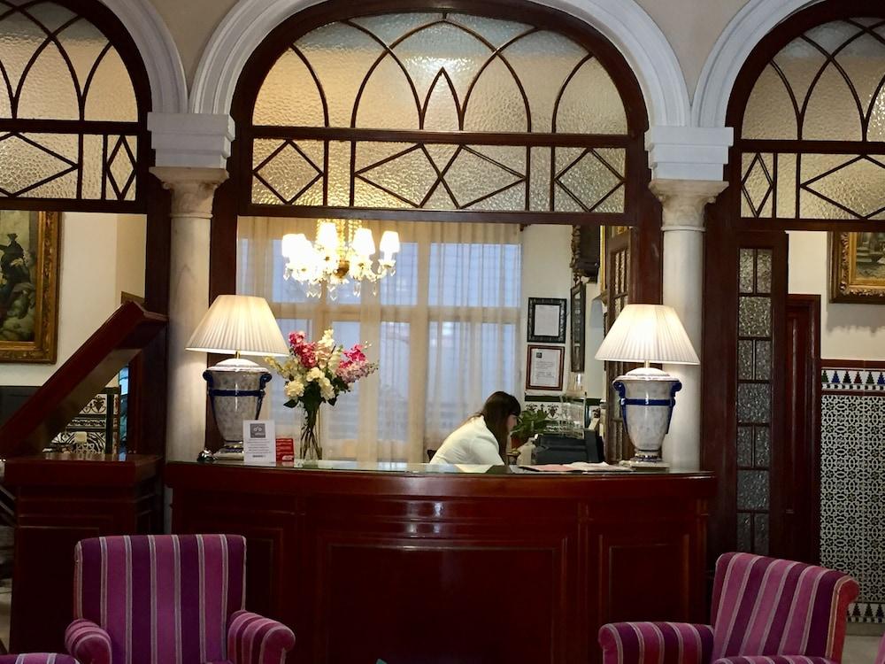 Hotel Europa Boutique Sevilla Kültér fotó
