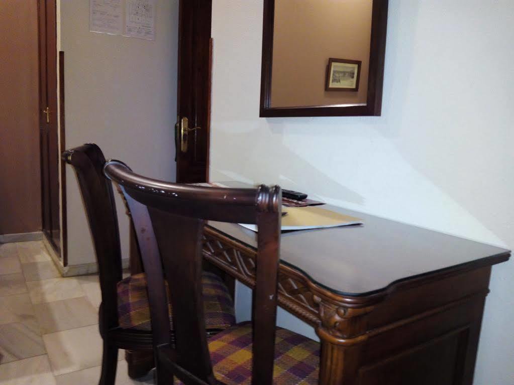 Hotel Europa Boutique Sevilla Kültér fotó
